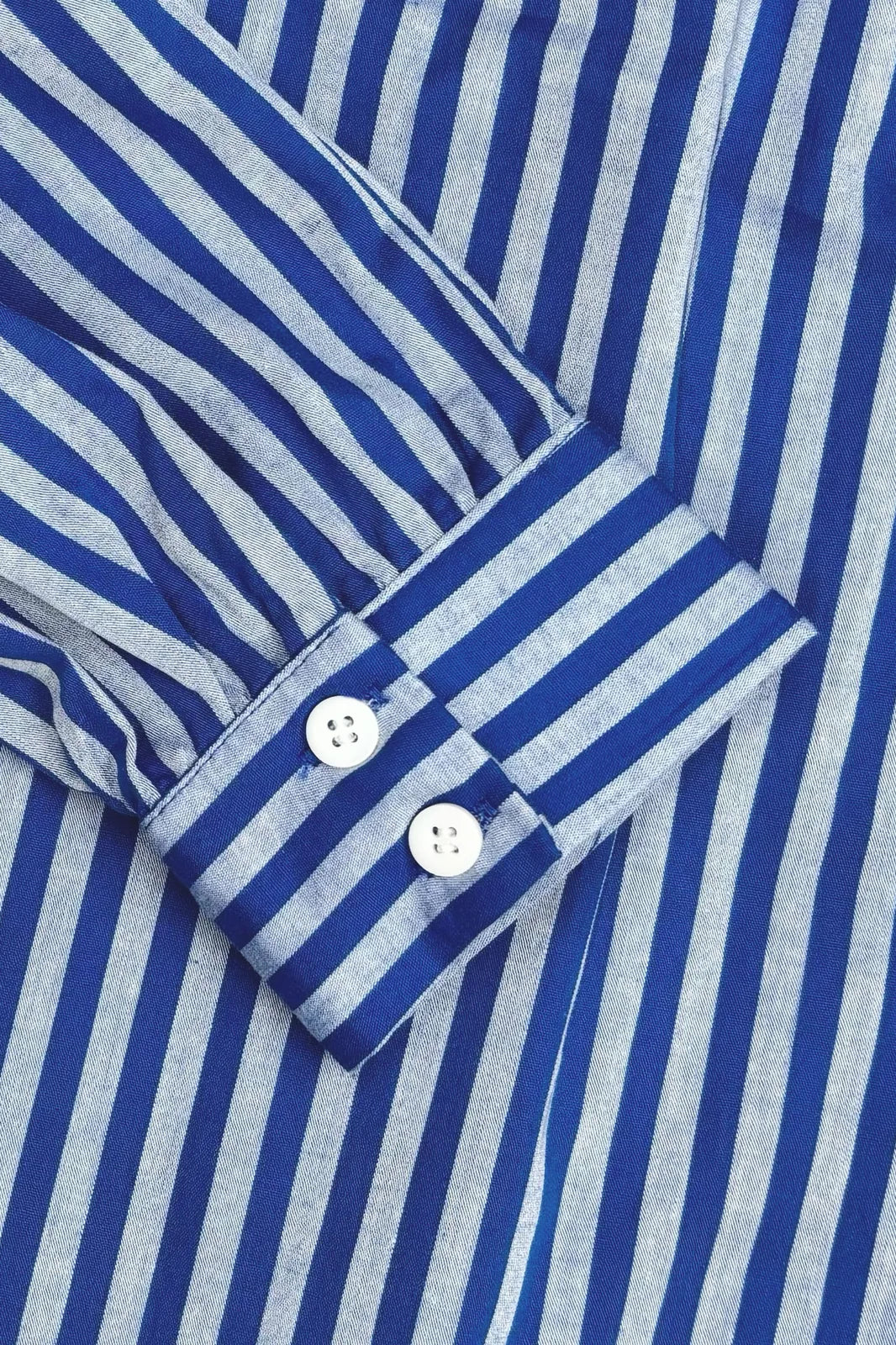 Chemise Louise à rayures bleues, col victorien — Bling Paris