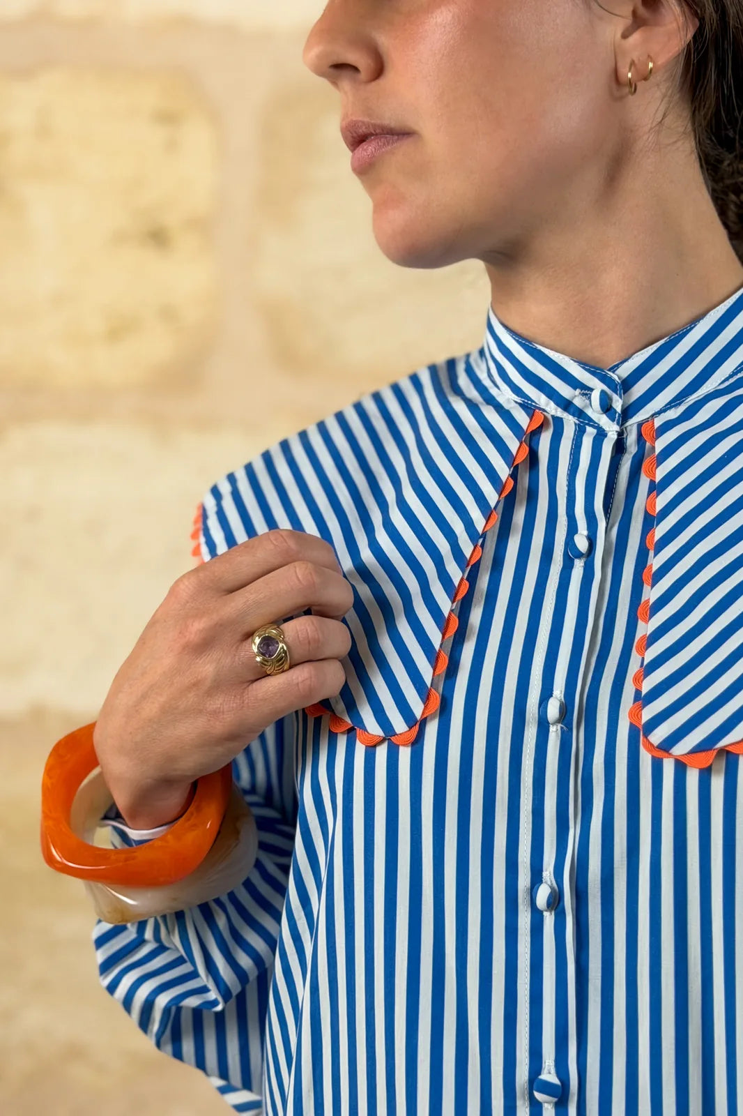 Chemise Alba rayée bleue en coton, galon orange — Bling Paris