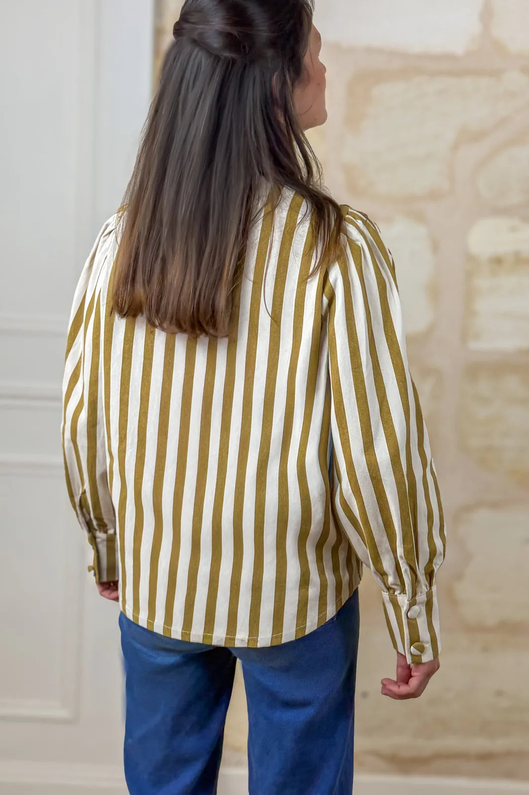 Veste Brune rayée moutarde et écru, manches ballon — Bling Paris